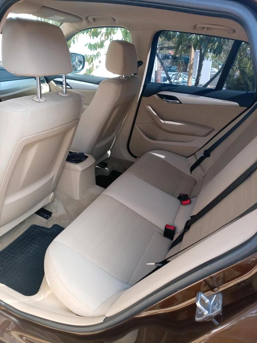 BMW X1 2010 — photo 6