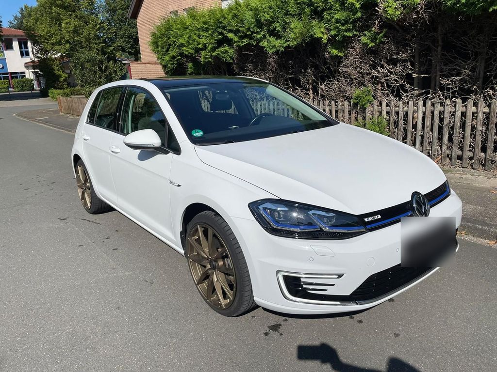 Image of Volkswagen Golf