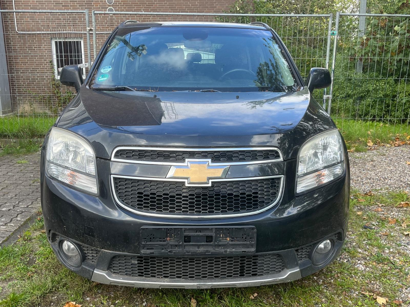 Chevrolet Orlando 2012 — rear view