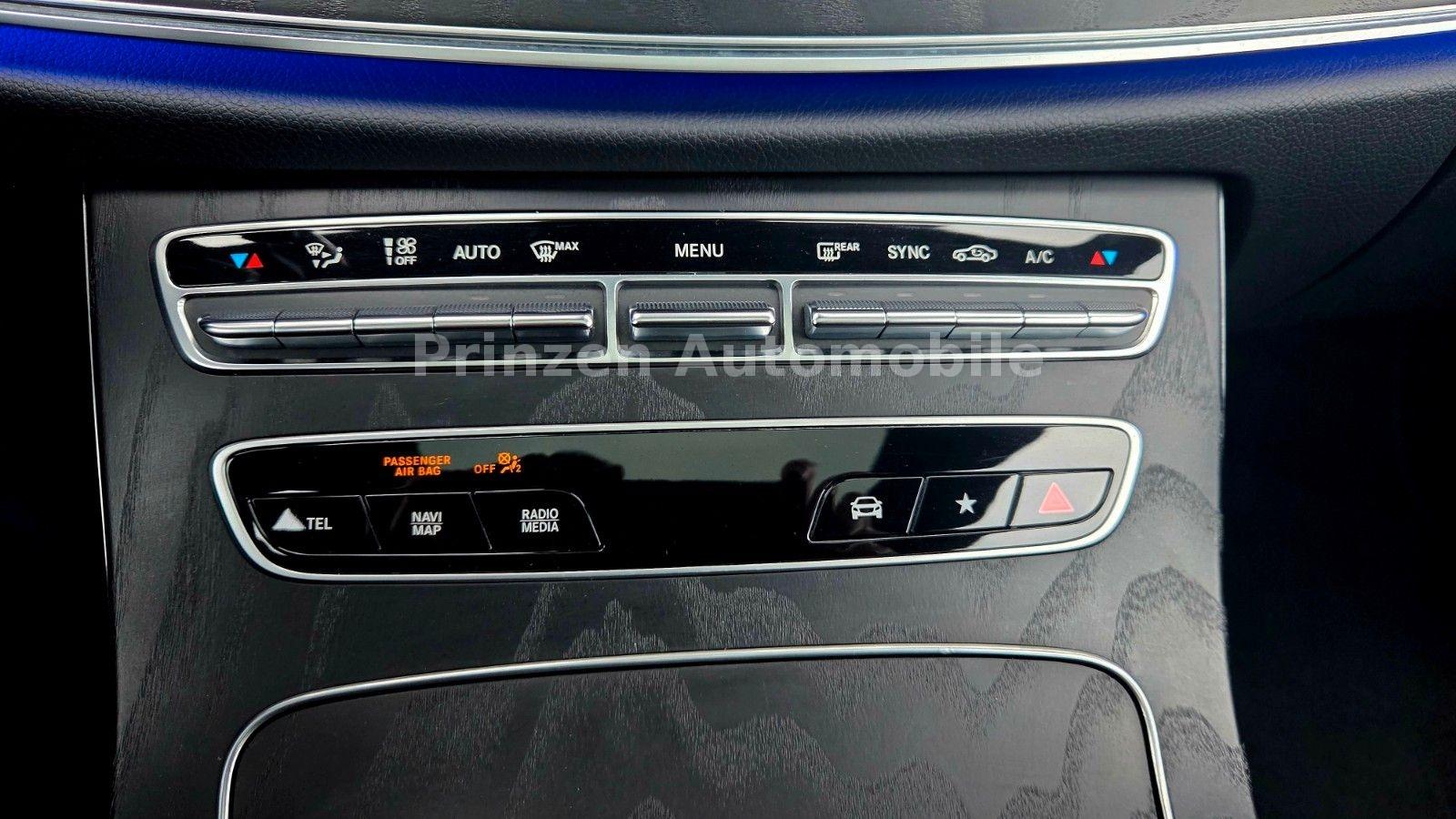 Mercedes-Benz E 220 d Coupe 4Matic AMG *NIGHT*PANO*AMBIENTE*