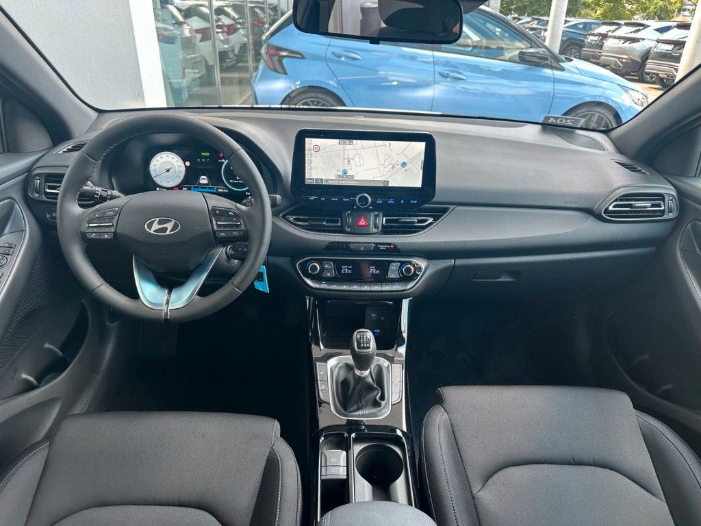 Fahrzeugabbildung Hyundai i30 Advantage 1.0 T-GDI 100PS Navi/SHZ/Kamera