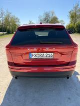 Volvo XC60 T4 Momentum Pro Geartronic - rote Volvo XC60