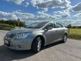 Toyota Avensis Sol 1.8 Leder Xenon Navi 1. Hand Scheckh - Toyota Avensis aus 2009