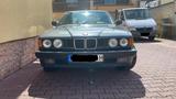 BMW E32 730i  - BMW 730: E32