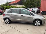 Mercedes-Benz B 170 Automatik/Leder/Navi/Klima/SitzHeiz/PDC - graue Mercedes-Benz B 170