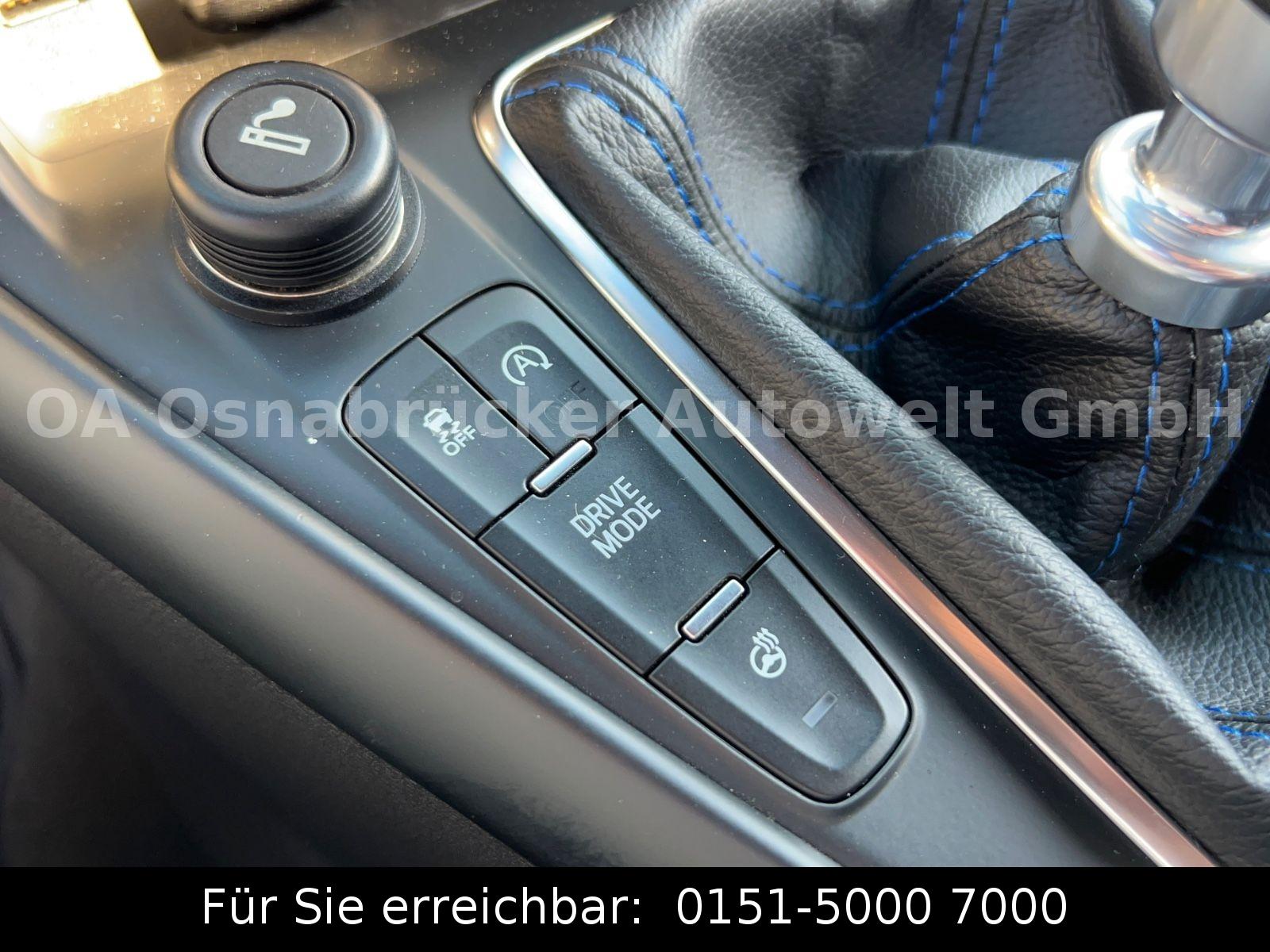 Ford Focus RS Limo 350PS Recaro Klappe Käfig Kamera