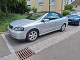 Opel Astra Cabrio 2.2 Edition 90 Jahre Bertone Ed... - Opel Astra: Cabrio, J