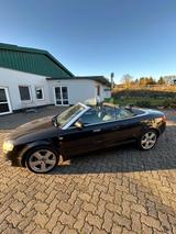Audi A4 1.8 T Cabriolet  XENON+AHK+LEDER - Audi A4 aus 2008: Cabrio