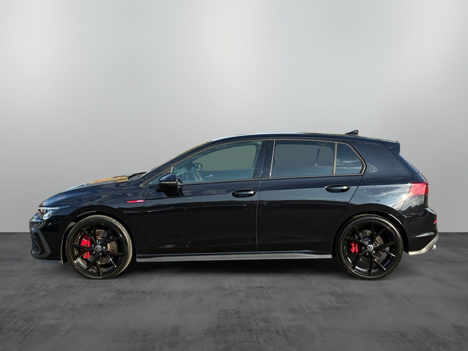 Volkswagen Golf VIII GTI 2.0 TSI DSG BlackStyle Matrix foto 5