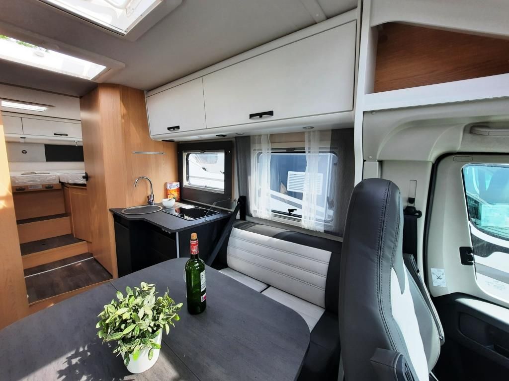 Fahrzeugabbildung Sunlight T 68C Adventure Edition Verfüg./Sparen Sie 4.486