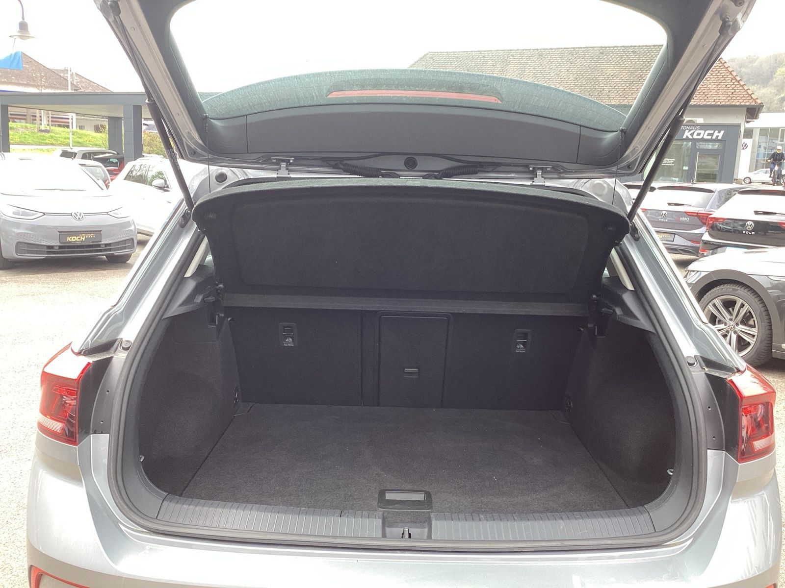 Volkswagen T-Roc - Bild 12