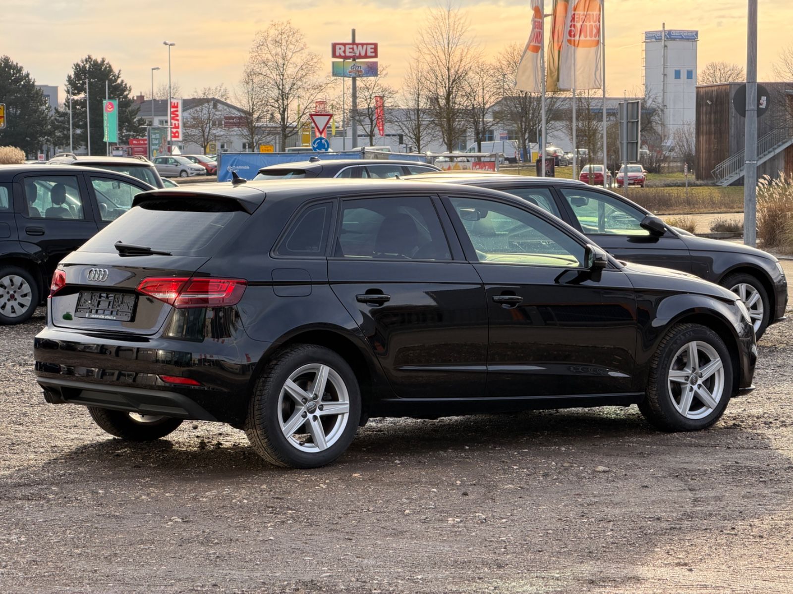 Audi A3 Sportback 35 TDI S tronic Xenon Navi Bluet. foto 4