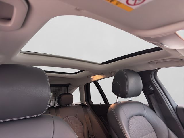 Fahrzeugabbildung Mercedes-Benz C 200 T Avantgarde+LED+Pano+Kamera+Memory+Spur