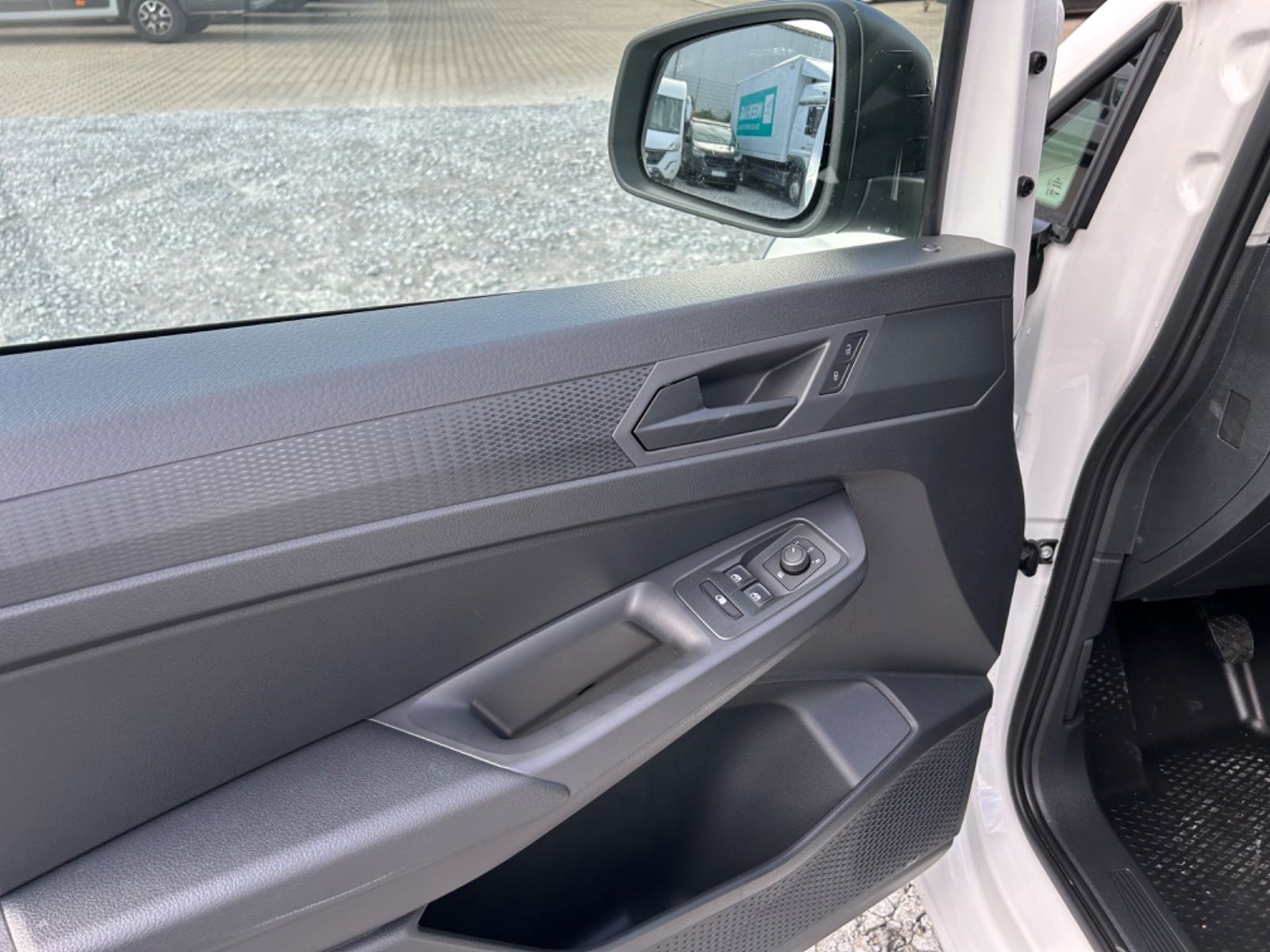 Fahrzeugabbildung Volkswagen Caddy Cargo 2,0 TDI   L1H1  Heck Flügeltüren