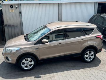 Ford Kuga - 2