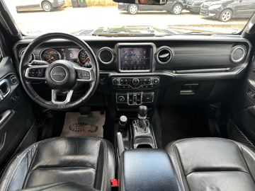 Jeep Wrangler - 12