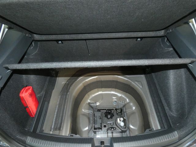 Taigo 1.0 TSI Life NAVI LED SHZ APP