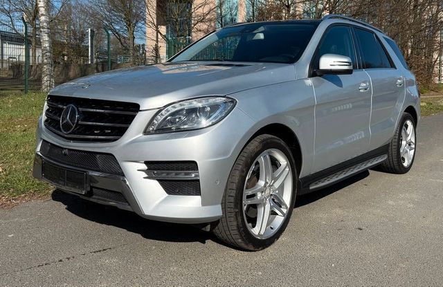 Mercedes-Benz ML 350 CDI BlueTec/"AMG-STYLING"/Voll..21"Zoll