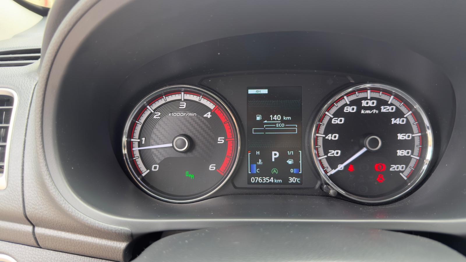 Mitsubishi L200 Vollaustattung Leder Top Navi