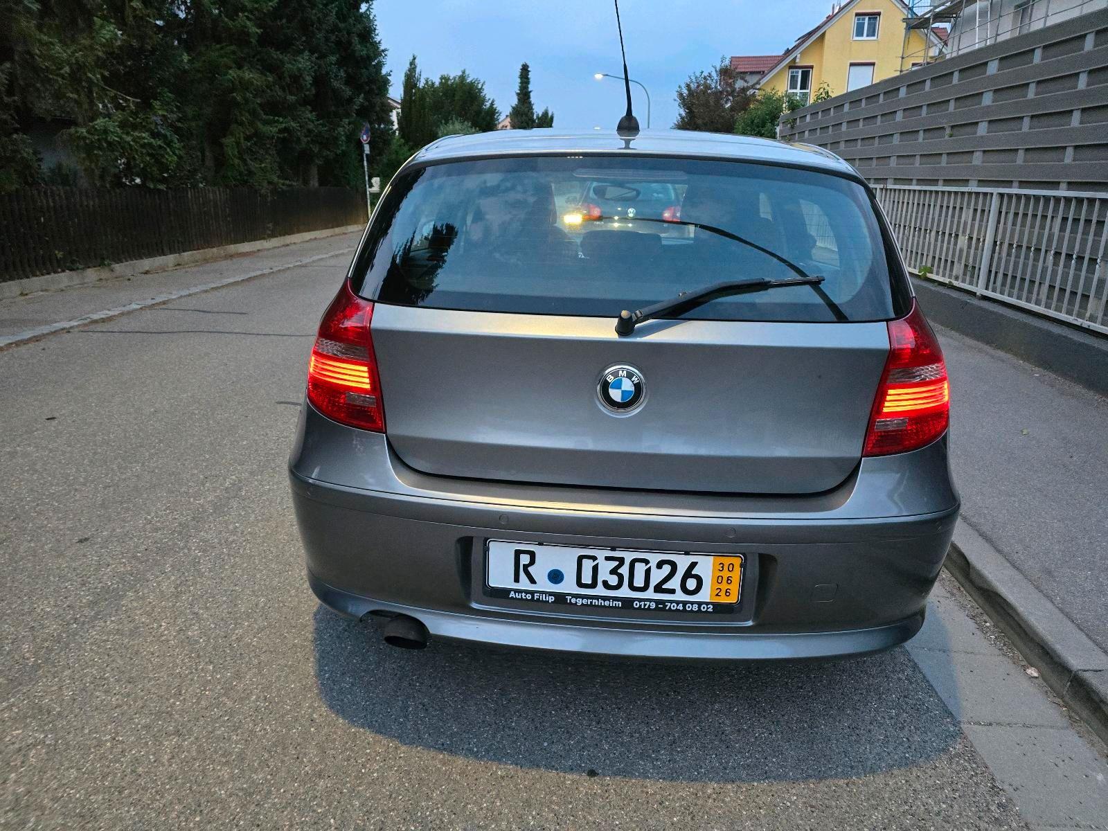 BMW 116 2009 — photo 7
