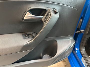 MYAUTOCENTER – Gebraucht- und Jahreswagen mit Werkstattservice in Pfaffenhofen Volkswagen Polo V *1.HAND*TÜV: 227*SitzHZ*Klima*PDC*Tempo