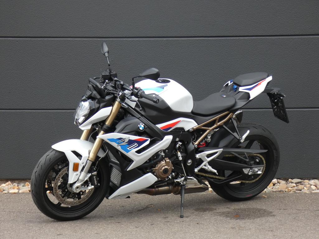BMW S 1000 R M Paket Schmiederäder, Akra