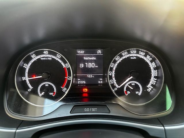 Fabia 1.0 TSI PDC;SHZ;CLIMATR;DAB;SUN SET