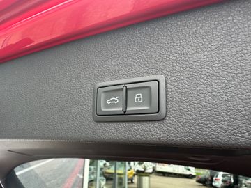 Fahrzeugabbildung Audi SQ2 2.0 TFSI quattro ACC Pano 19" Raute