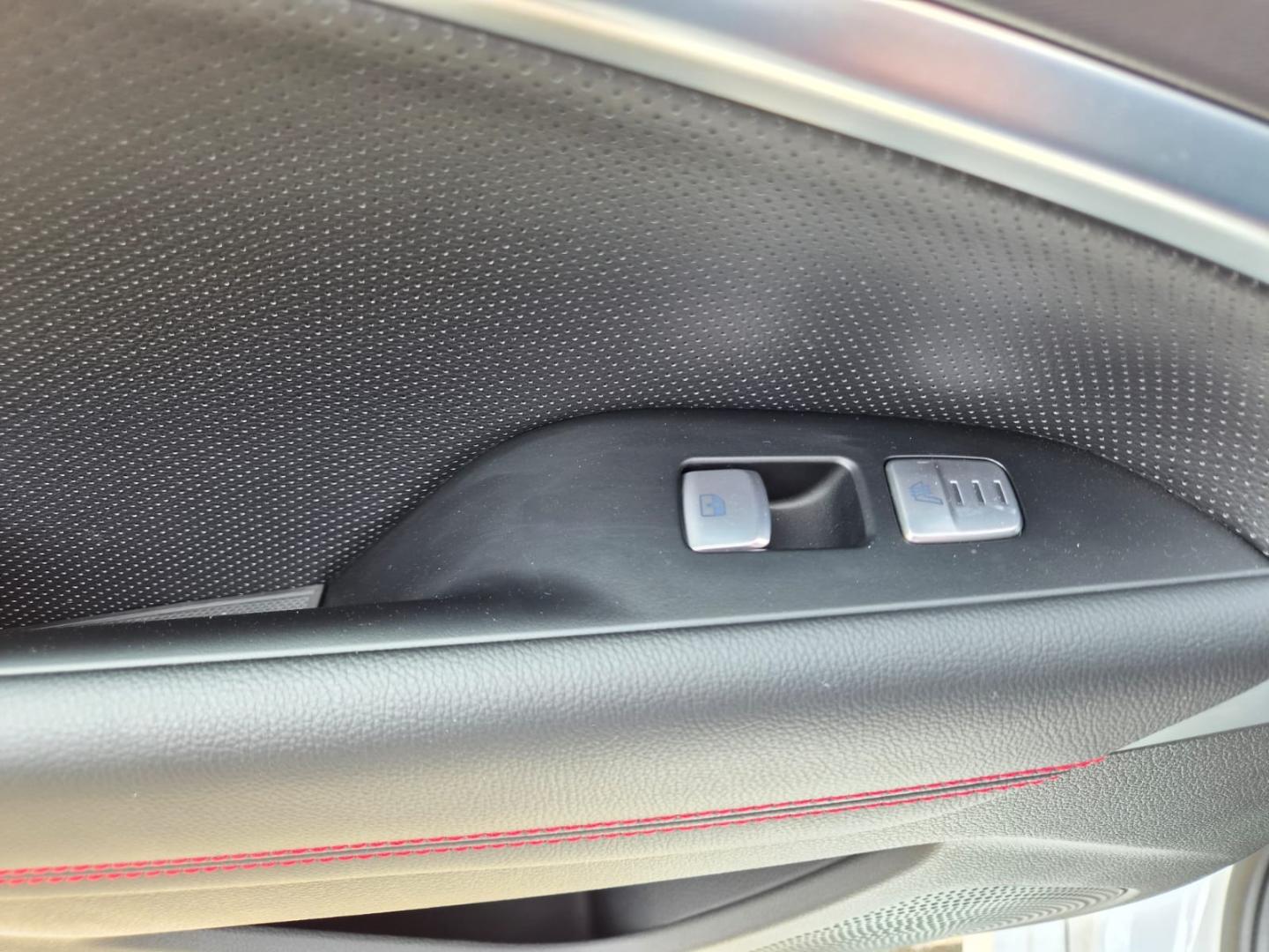 Genesis G70 Sport Leder/LED/ACC/Pano/El. Heckklappe/Appl