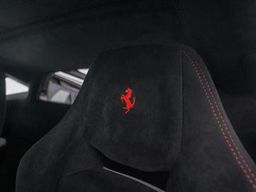 2019 Ferrari 488 PISTA — миниатюра 15