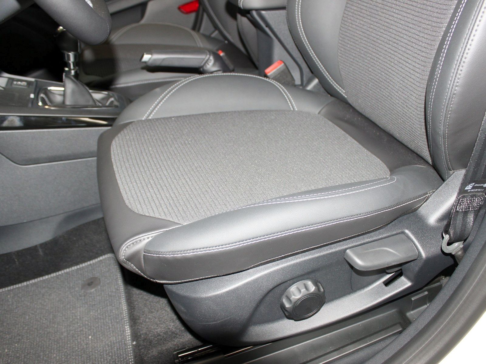 Fahrzeugabbildung Ford Puma Sound Edition