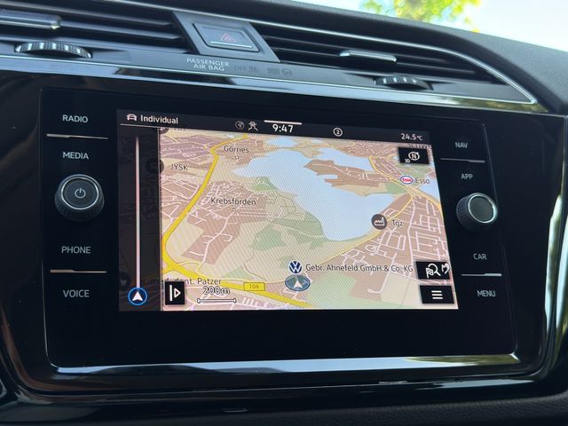 Touran 2.0 TDI Highline DSG ACC AKTIVSITZE LED