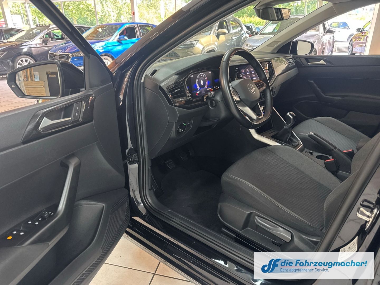 Fahrzeugabbildung Volkswagen Polo VI Life Digitales Cockpit LED Dyn. Kurvenli