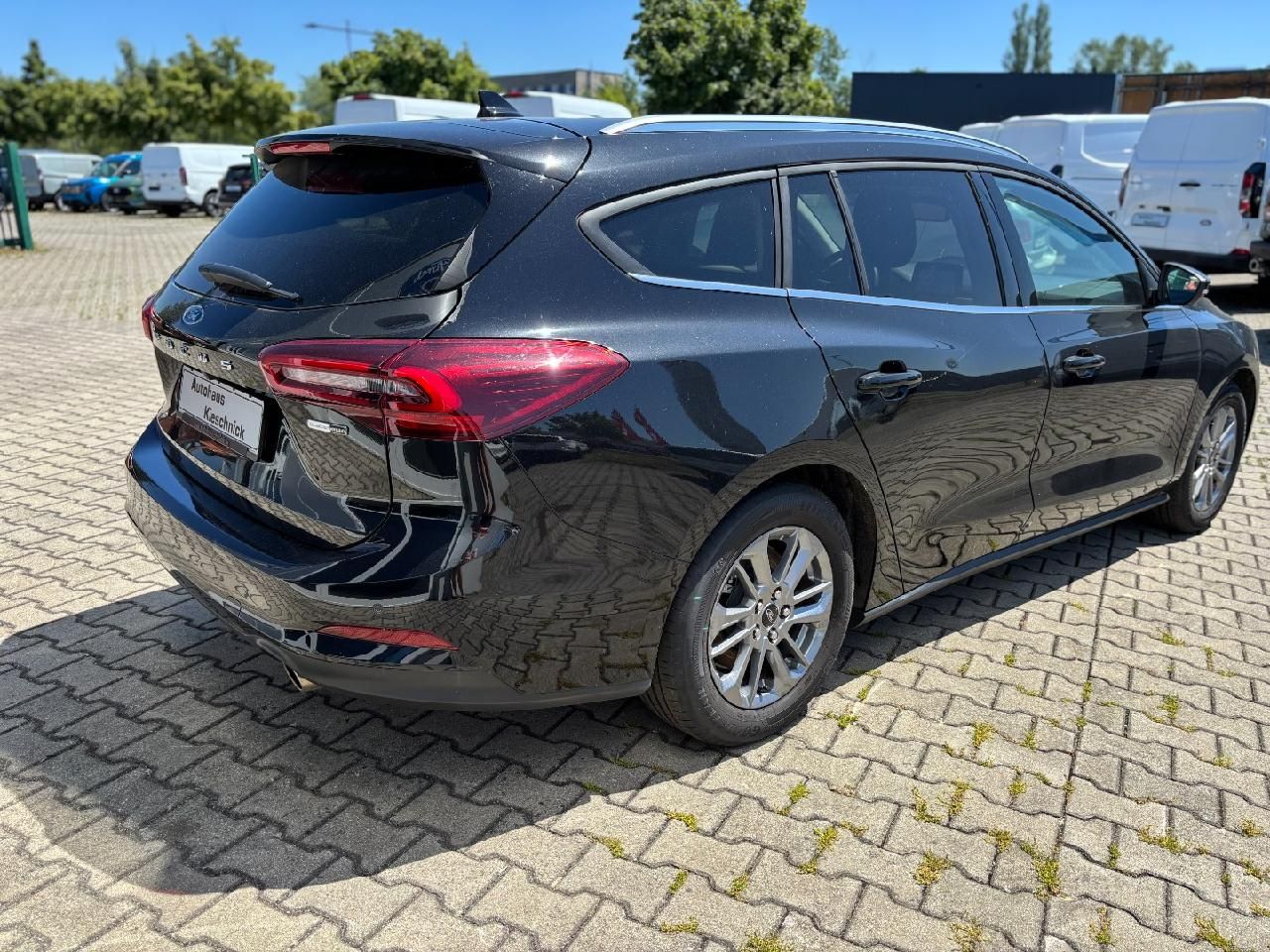 Fahrzeugabbildung Ford Focus Turnier Titanium