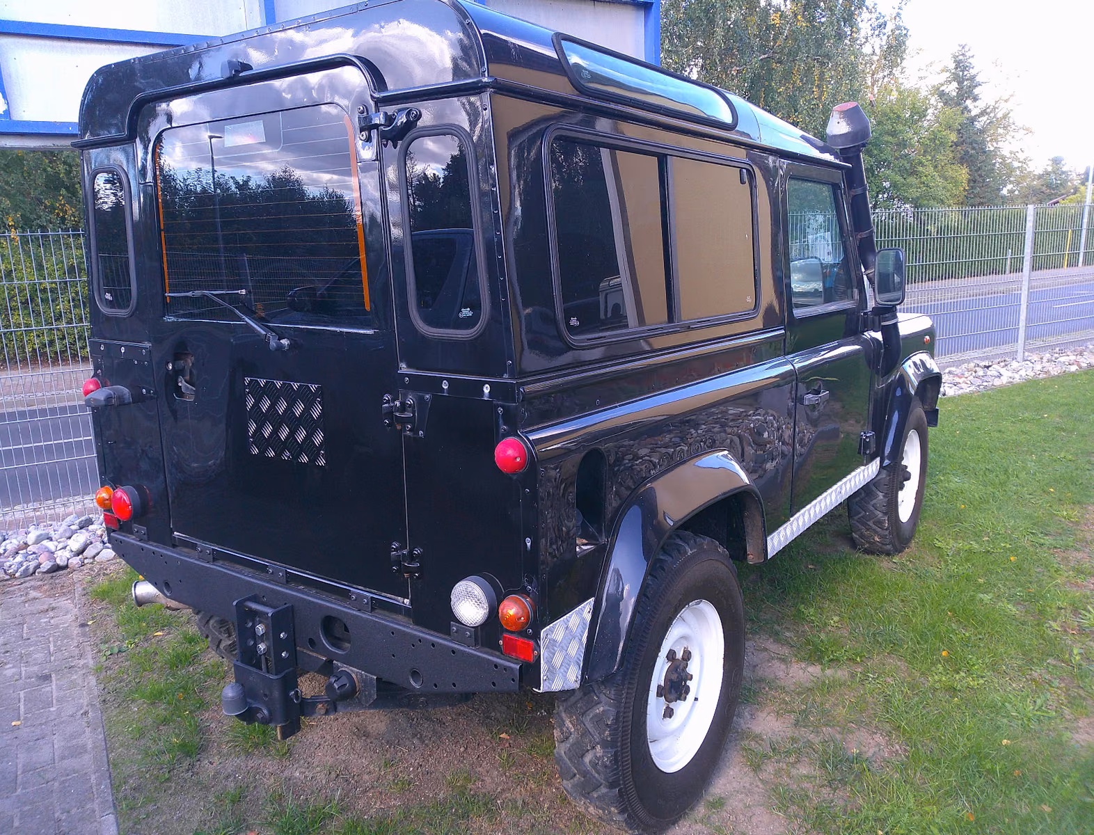 LAND ROVER DEFENDER 90 TD 122CH