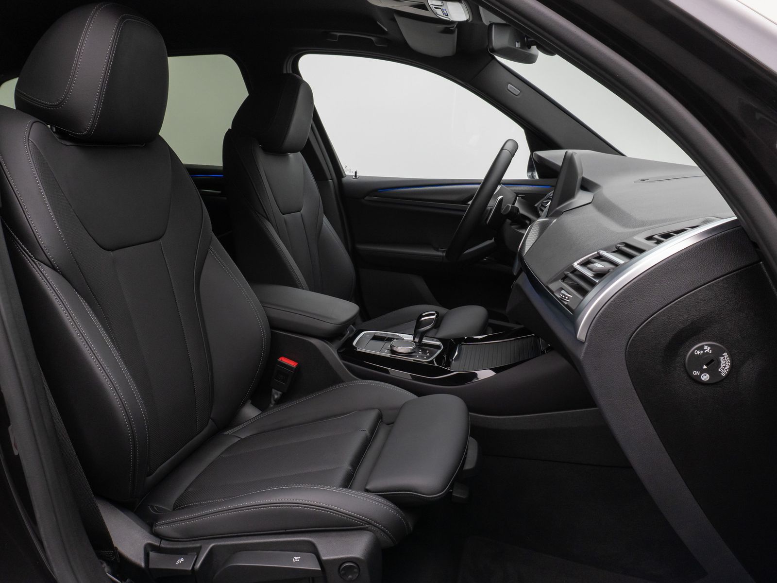 Fahrzeugabbildung BMW X3 xD20d  M Sport Kamera DAB HiFi Komfort 19Zoll