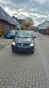 Volkswagen Fox 1,2 Standard - Volkswagen Fox Standard mit Benzin-Antrieb
