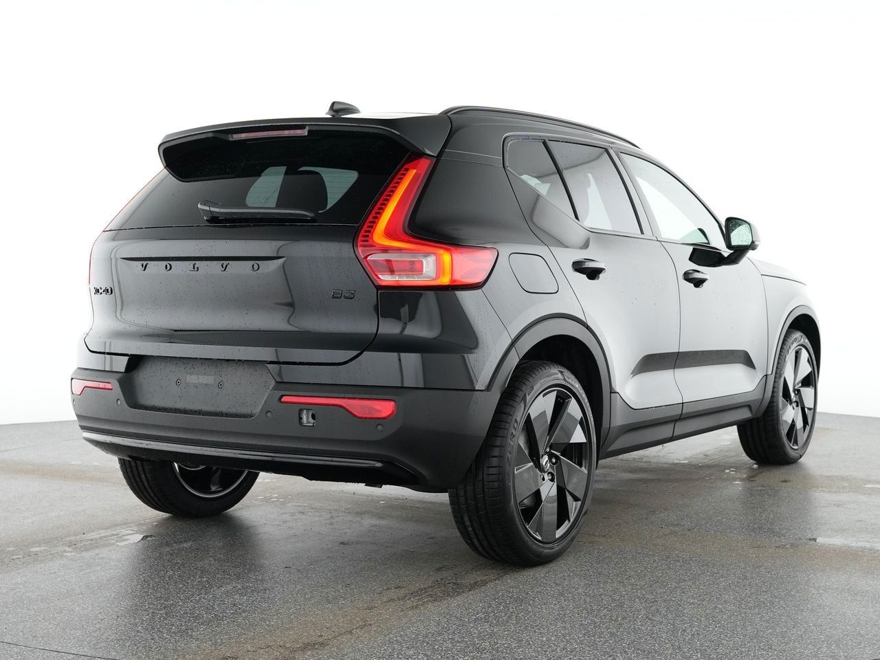 Fahrzeugabbildung Volvo XC 40 B3 Plus Black Edition | 360° | Panor.