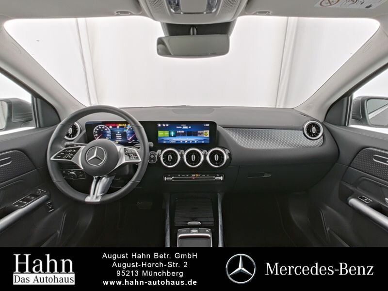 Fahrzeugabbildung Mercedes-Benz GLA 200 PROGRESSIVE/LED/AHK/KAMERA/WINTER/..