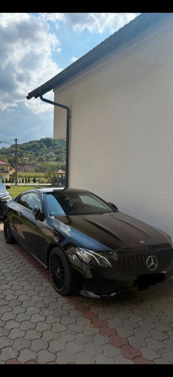 Image of Mercedes-Benz 300