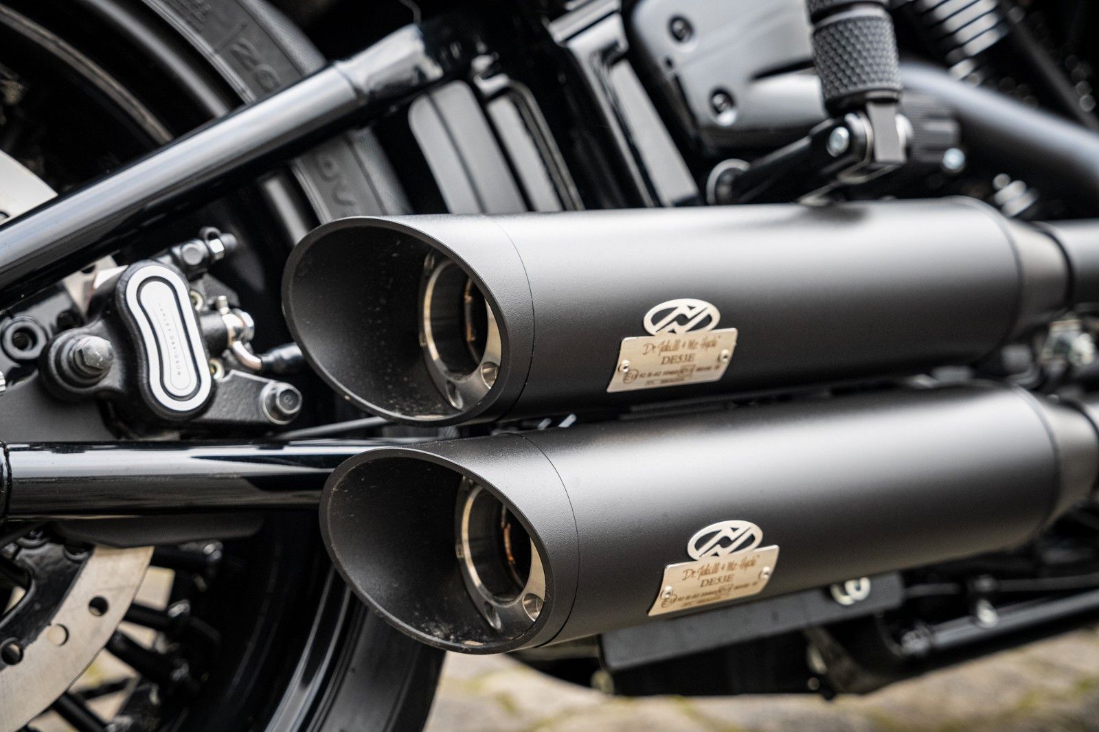 Fahrzeugabbildung Harley-Davidson SPECIAL DARK FAT BOY FLFBS 114 MY24