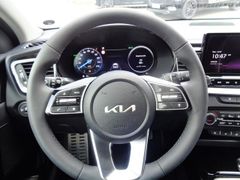 KIA Ceed Sportswagon 1.6 Plug-in Hybrid Platinum KIA Ceed Sportswagon 1.6 Plug-in Hybrid Platinum