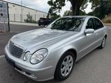 Mercedes-Benz E 220 E -Klasse Lim. CDI Automatik Einparkhilfe - Mercedes-Benz E 220 aus 2004: Cdi