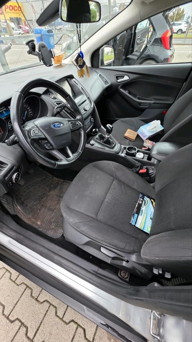 Ford Focus 2015 — photo 9