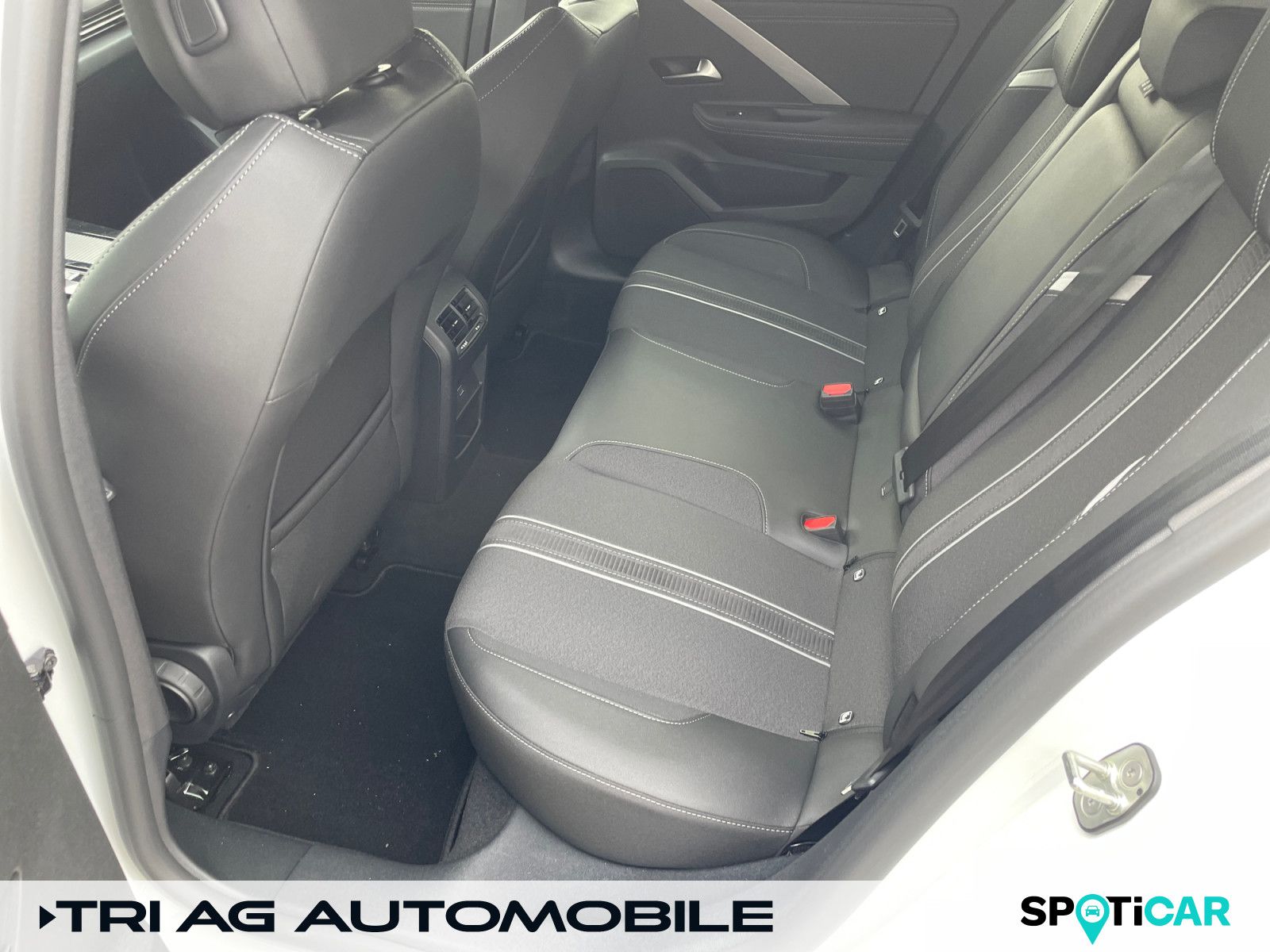 Opel Astra - Bild 10