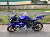 Yamaha YZF R-125 1. Hand u m/n fallfrei - YAMAHA 2010 YZF R1
