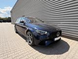 Mercedes-Benz E 63S AMG 4Matic+  Performance - blaue Mercedes-Benz E 63 AMG