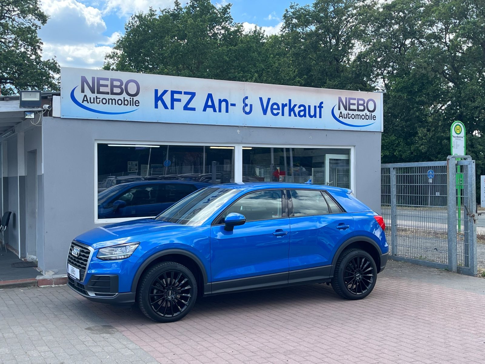AUDI Q2  sport basis Sitzheizung Bluetooth USB Navi