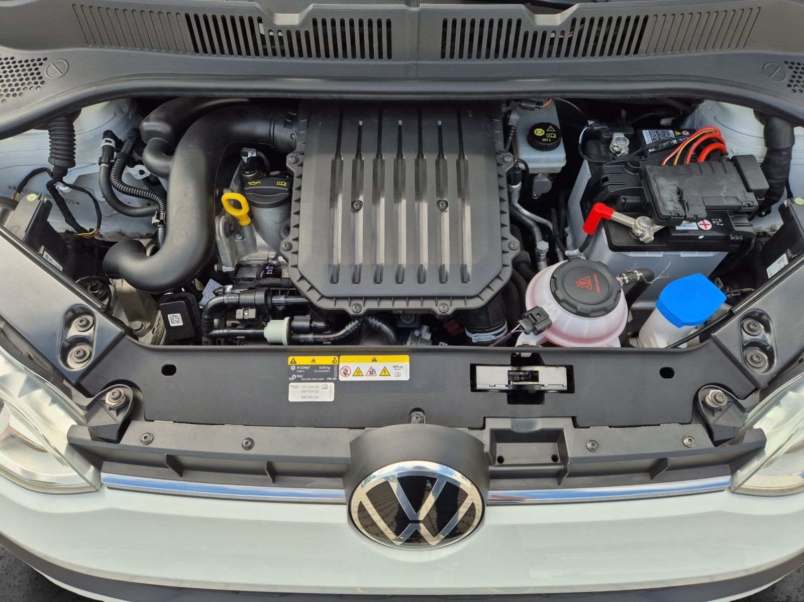 Fahrzeugabbildung Volkswagen up! 1.0 Klima DAB GRA RFK SH LM