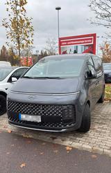 Hyundai STARIA 2.2 CRDi Signature Automatik 4WD Sign...